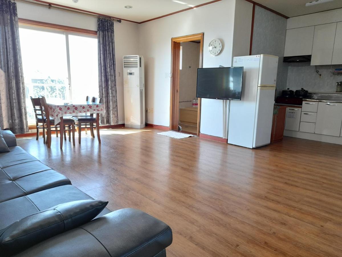 Haeansung Pension Seogwipo Exteriör bild