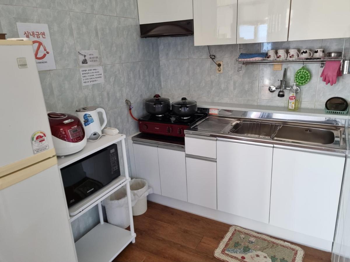 Haeansung Pension Seogwipo Exteriör bild